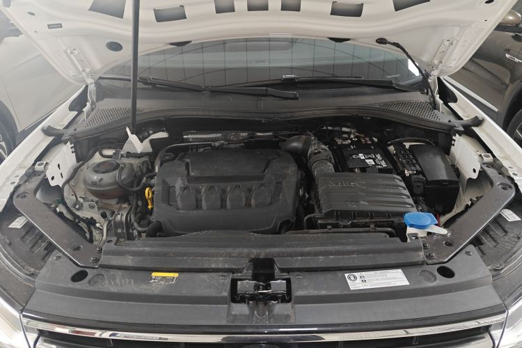 大众 途观L 2025款 出众款 330TSI 自动两驱R-Line龙耀版局部细节24