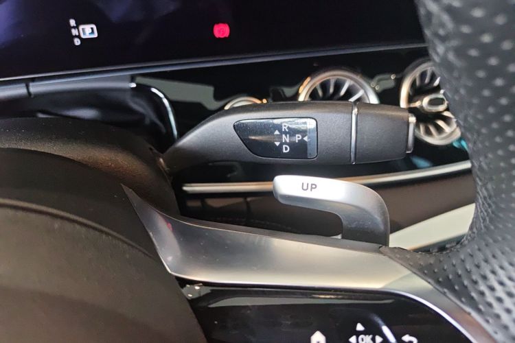 奔驰 2023款 AMG GT 50 四门跑车中控内饰18