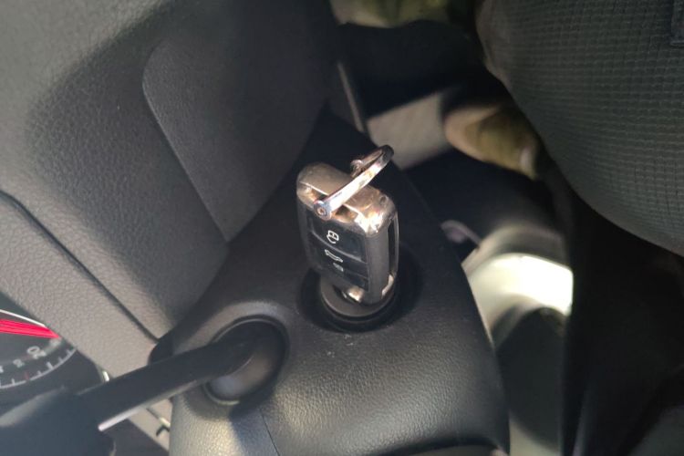 大众 高尔夫 2018款 230TSI 自动舒适型中控内饰11