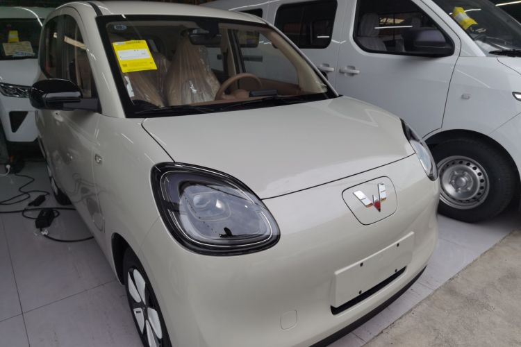 五菱汽车 宏光MINIEV 2025款 四门版 进阶款车身外观3