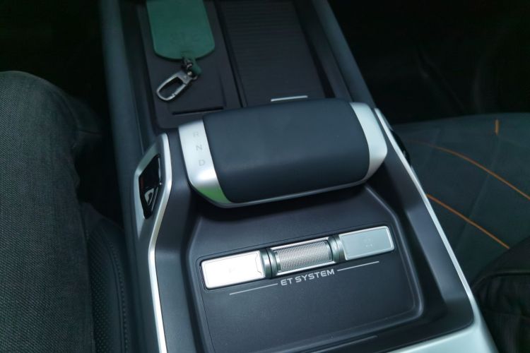 深蓝汽车 深蓝G318 2025款 无忧穿越版 四驱秘境版中控内饰18