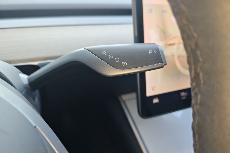 特斯拉 Model 3(进口) 2019款 长续航全轮驱动版中控内饰18