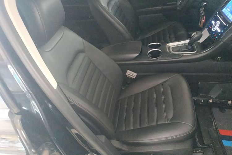 福特 蒙迪欧 2013款 1.5L GTDi180时尚型局部细节41