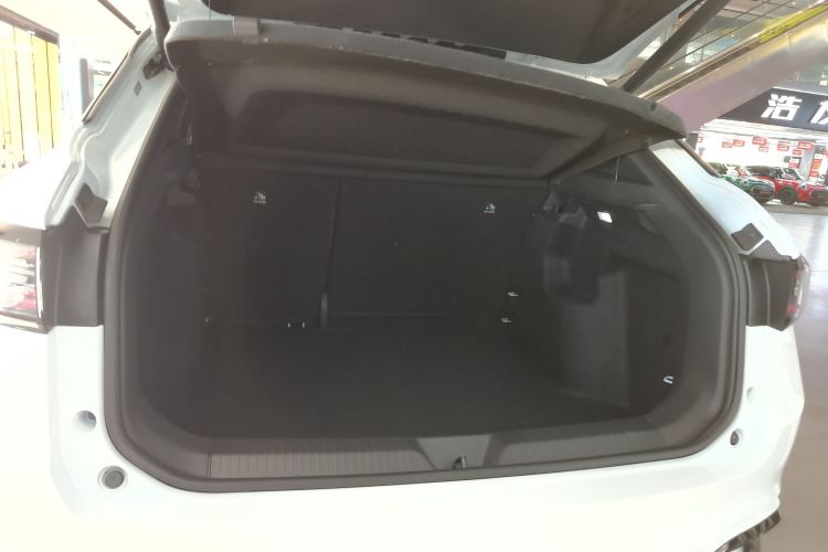 大众 ID.4 X 2023款 升级款 极智长续航版机舱底盘23