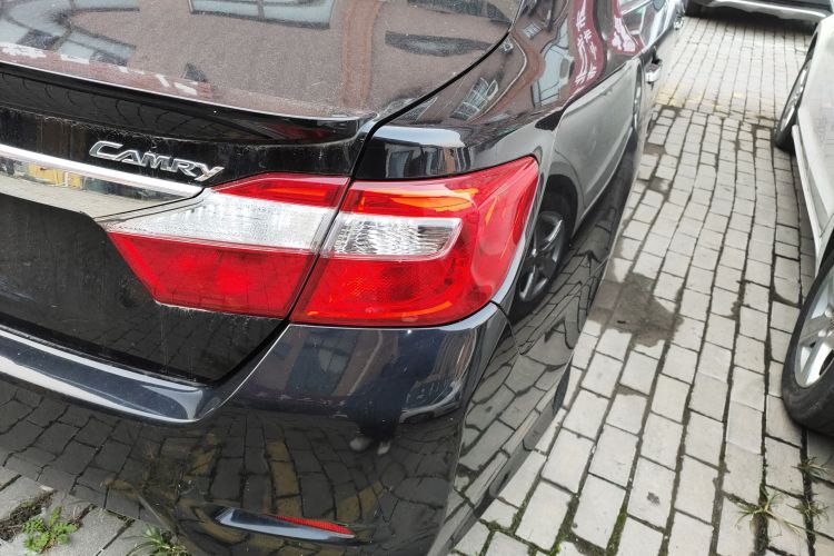 丰田 凯美瑞 2012款 骏瑞 2.0S 耀动版车身外观9