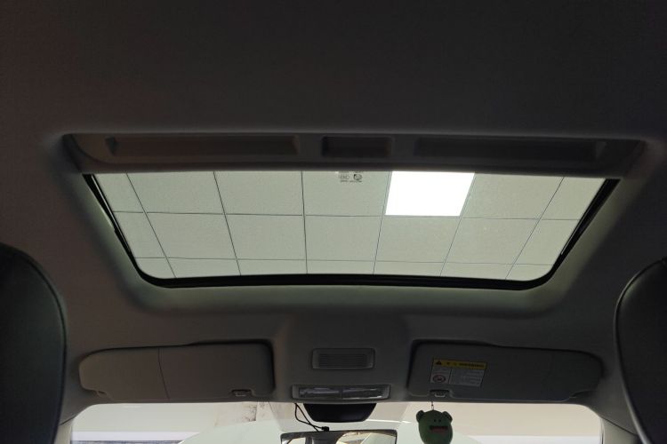 荣威i5 2023款 1.5L CVT豪华版中控内饰22