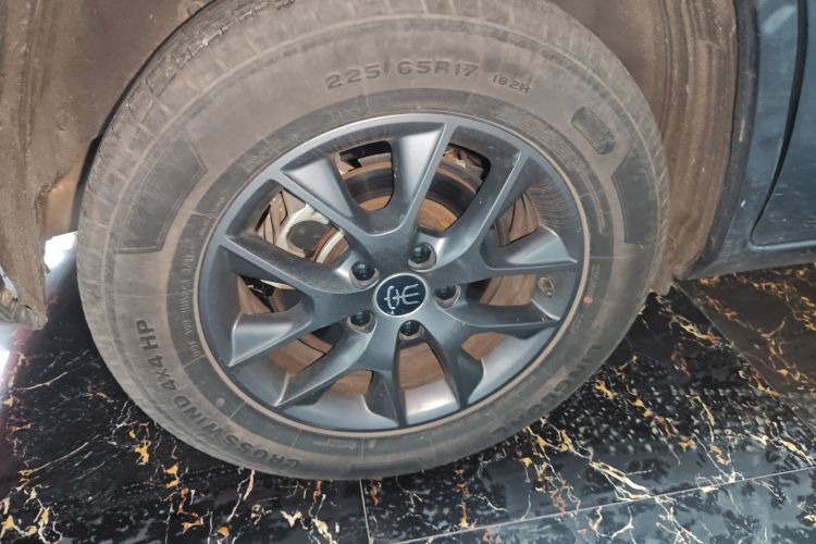 比亚迪 宋 2021款 经典版 1.5T 手动豪华型车身外观6003