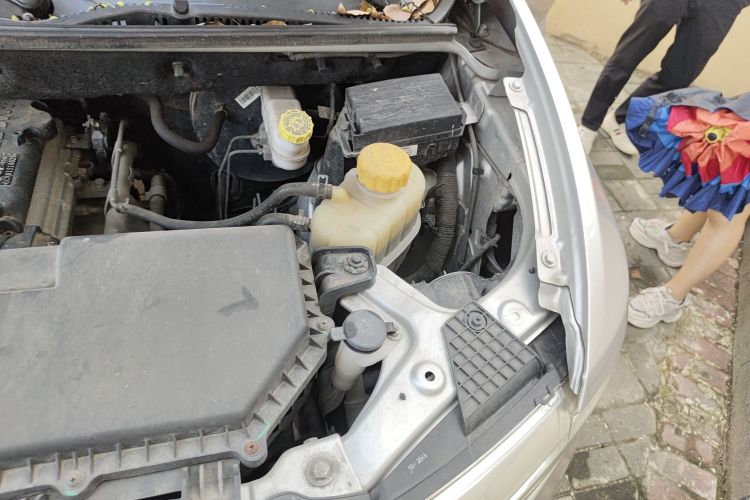 五菱汽车 五菱宏光V 2021款 1.5L劲享版LAR局部细节9007