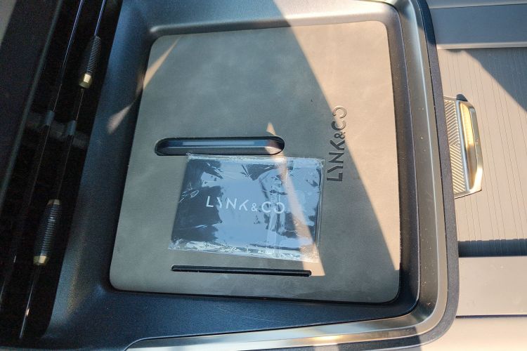 领克07 2024款 EM-P 126长续航 Halo中控内饰11