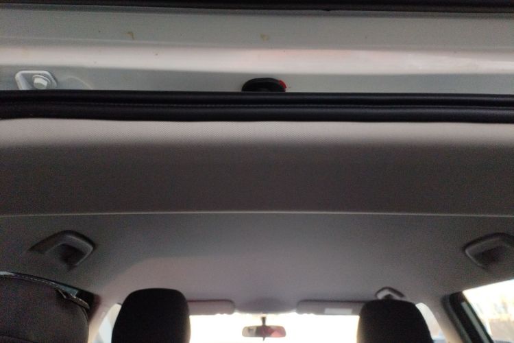 广汽传祺 传祺GS3 2023款 影速 270T 劲取版局部细节22