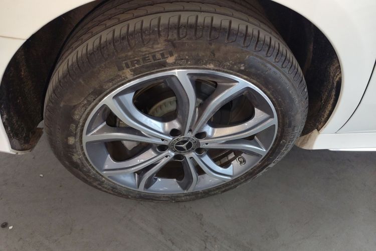 奔驰E级 2020款 E 300 L 运动豪华型车身外观6008