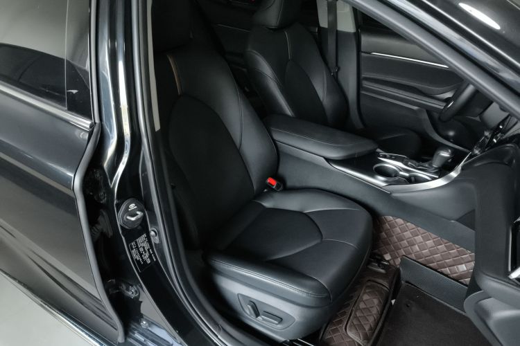 丰田 凯美瑞 2023款 2.0G 豪华版局部细节41