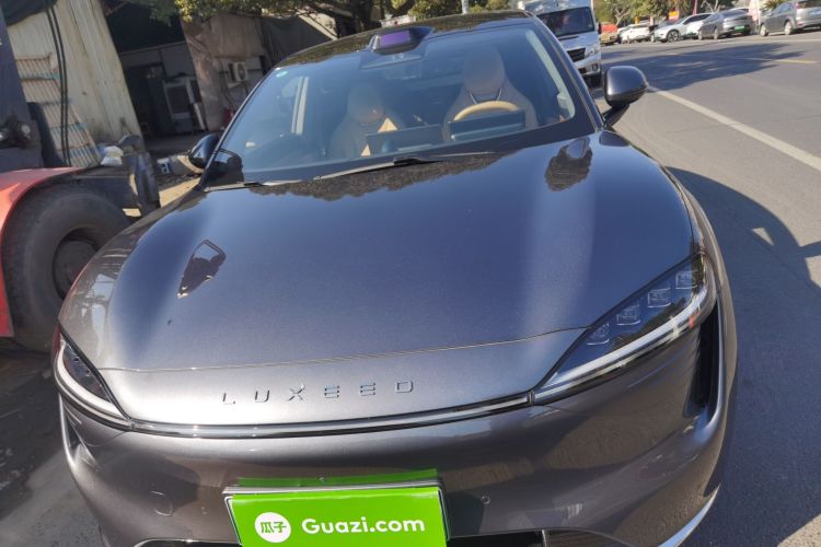 鸿蒙智行 智界R7 2024款 纯电 802km Max车身外观6001