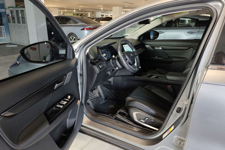 小鹏G3 2021款 G3i 520N中控内饰20