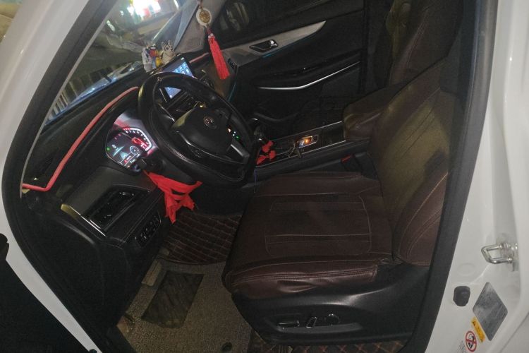 长安CS75 2018款 280T 自动雅智型 国V中控内饰19