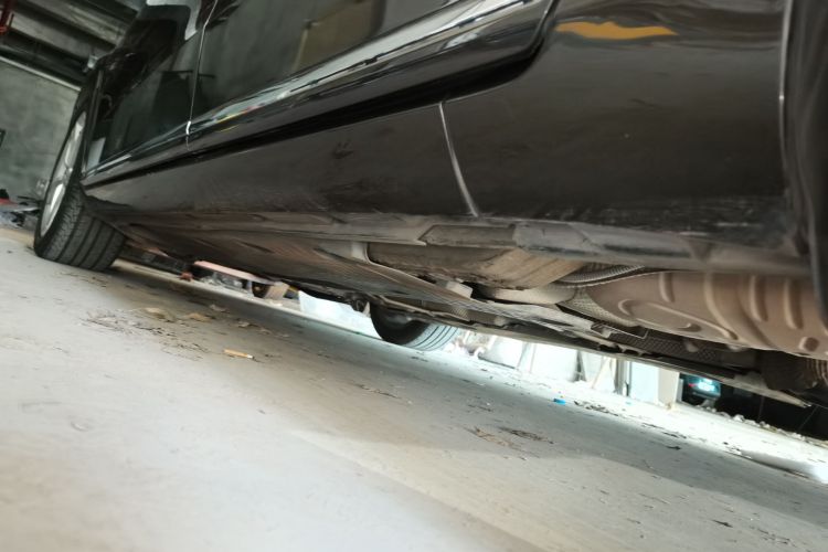 大众 迈腾 2015款 1.8TSI 尊贵型局部细节9002