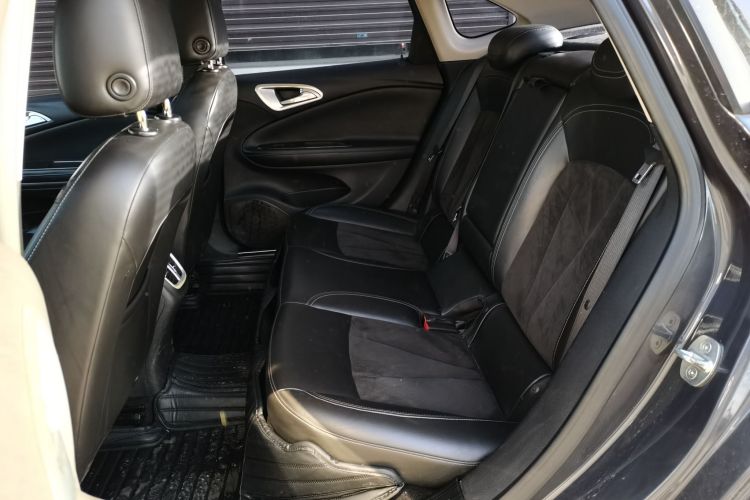 别克 威朗 2015款 三厢 20T 双离合精英型中控内饰21