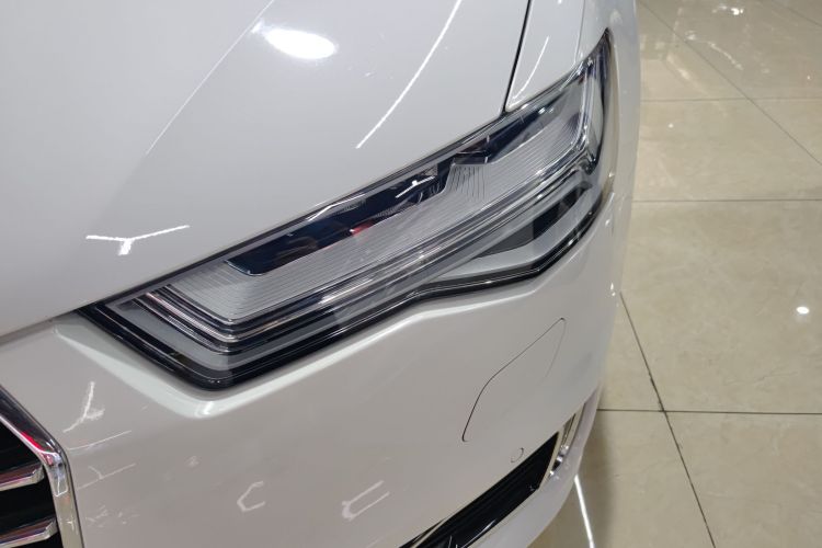 奥迪A6L 2017款 TFSI 舒适型车身外观36