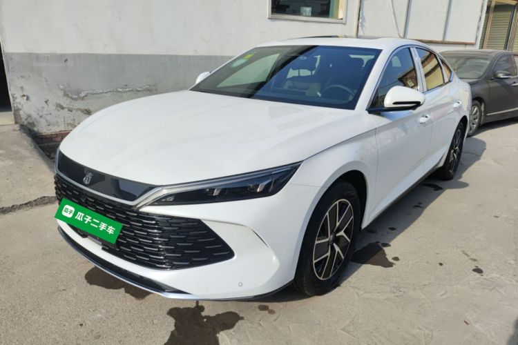 比亚迪 秦L 2024款 DM-i 120KM超越型车身外观1