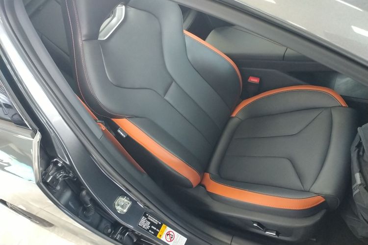 长安UNI-V 2023款 1.5T 智慧领航型局部细节41