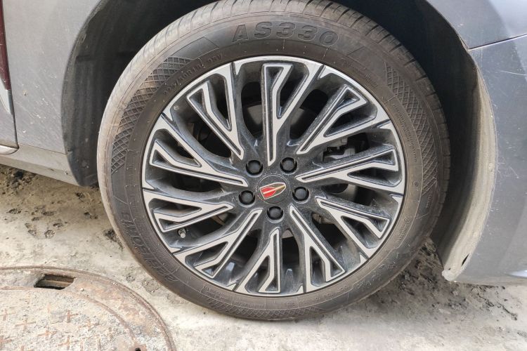 红旗H5 2023款 2.0T 自动智联旗畅版车身外观10