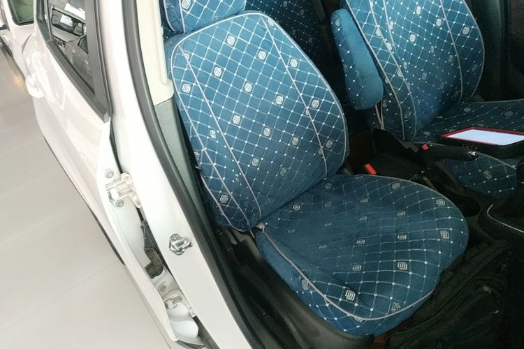 别克 昂科拉 2015款 1.4T 手动两驱都市进取型局部细节41