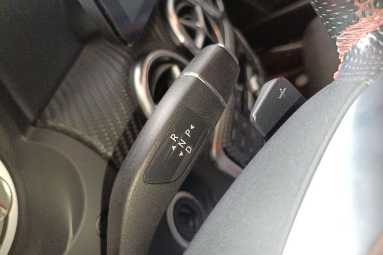 奔驰A级(进口) 2015款 A 200 运动型局部细节18