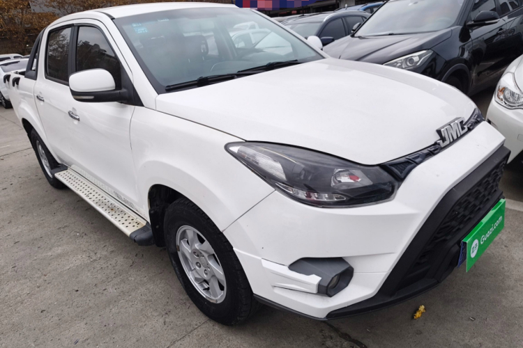 江铃 域虎7 2017款 2.4T经典版柴油两驱豪华型JX4D24A5L车身外观6002