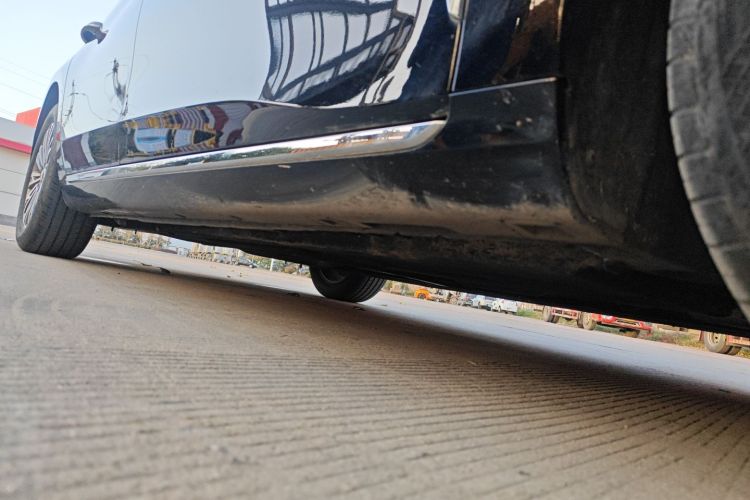 红旗H5 2023款 2.0T 自动智联旗享版局部细节9001