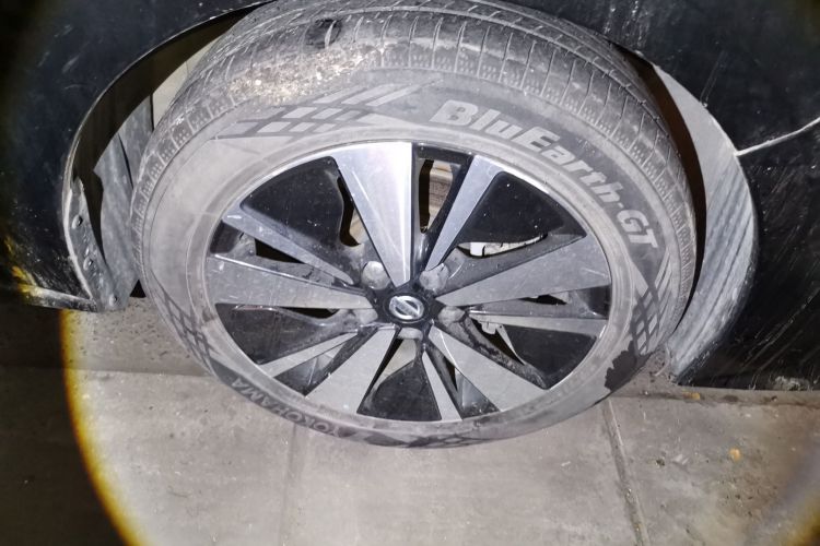 日产 天籁 2021款 2.0L XL 舒适版车身外观10