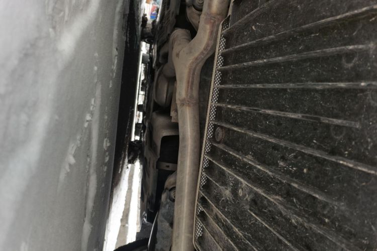 奔驰C级 2018款 C 200 L 运动版 成就特别版局部细节9009