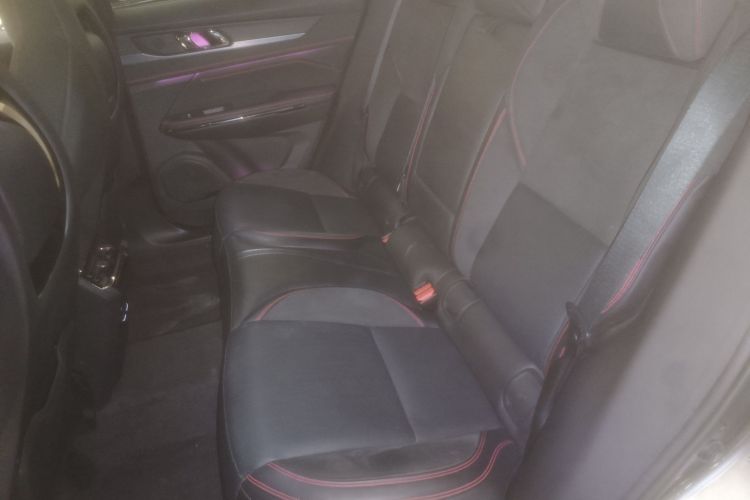 领克05 2020款 2.0TD 四驱劲Halo中控内饰21