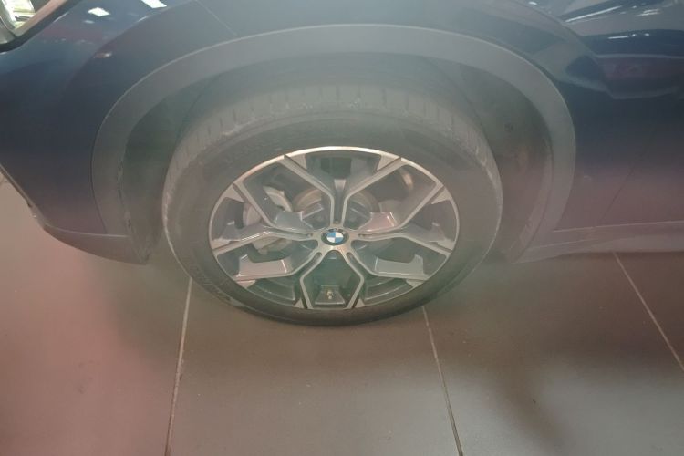 宝马X1 2021款 sDrive25Li 领先型车身外观6007