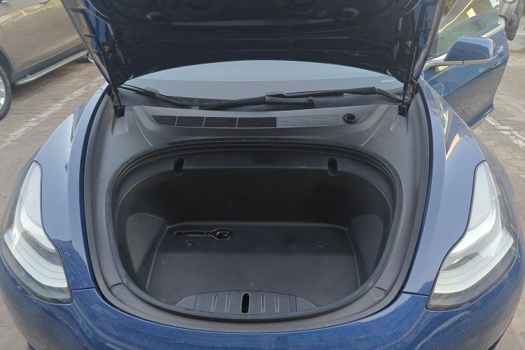 特斯拉 Model 3 2019款 标准续航后驱升级版局部细节24