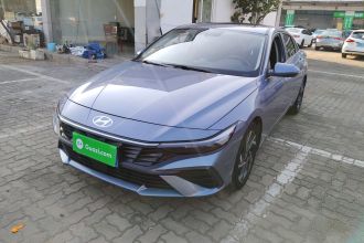 现代 伊兰特 2023款 1.5L CVT LUX尊贵版