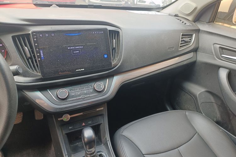 荣威360 2018款 PLUS 1.5L 自动尊享版中控内饰16