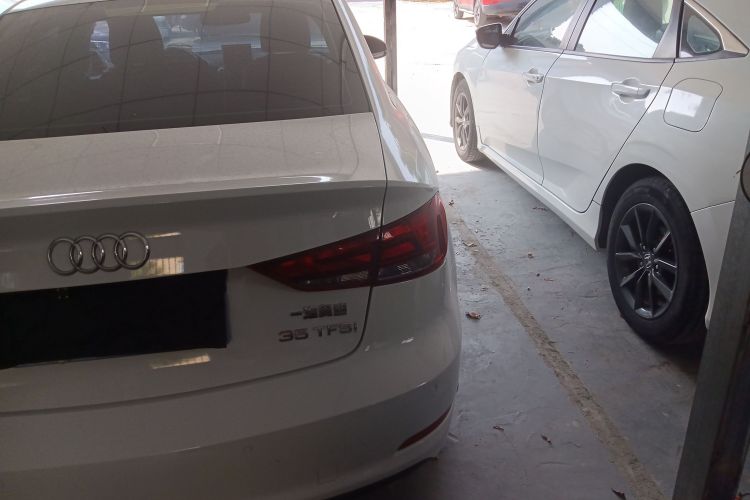 奥迪A3 2016款 Limousine 35 TFSI 进取型车身外观9