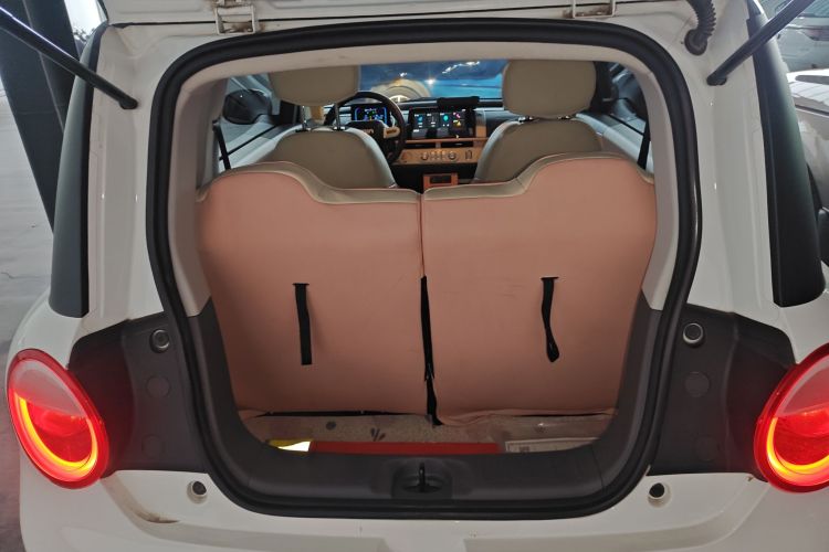 长安启源 长安Lumin 2022款 155km 清甜款机舱底盘23