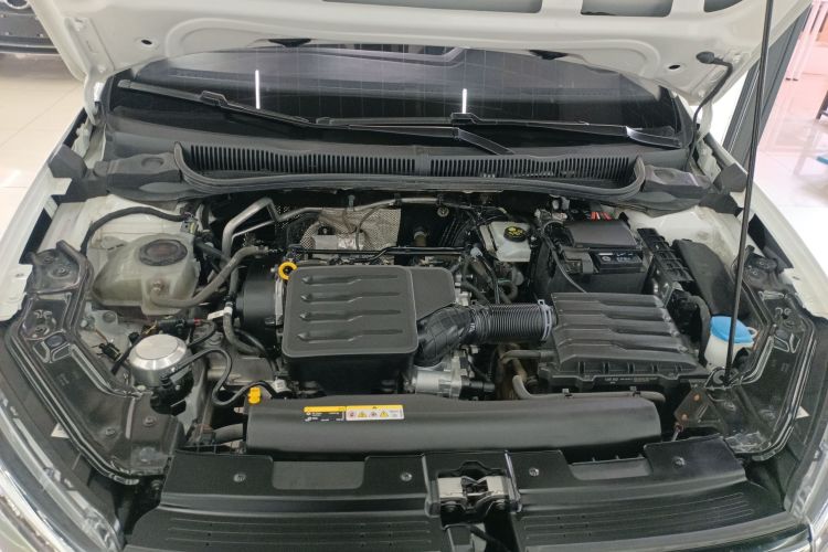 大众 朗逸 2023款 新锐 1.5L 自动新愿版机舱底盘24