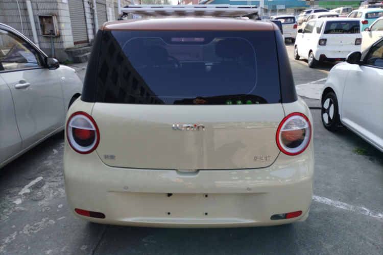 长安启源 长安Lumin 2023款 301km 蜜沁款车身外观6