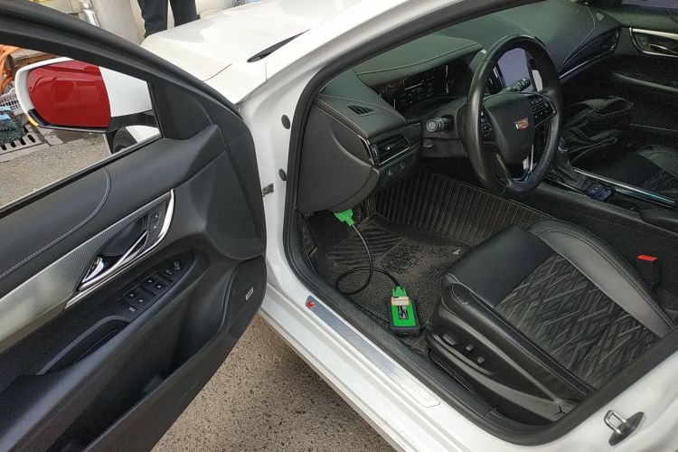 凯迪拉克ATS-L 2017款 28T 技术型中控内饰7003