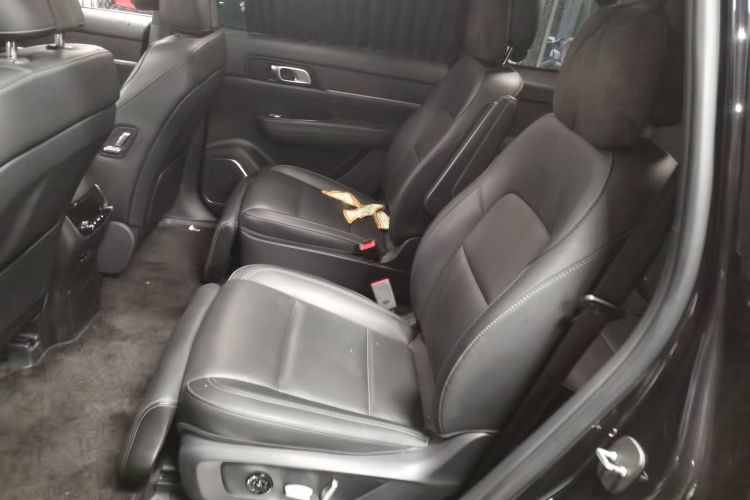 理想汽车 理想ONE 2021款 增程6座版中控内饰21