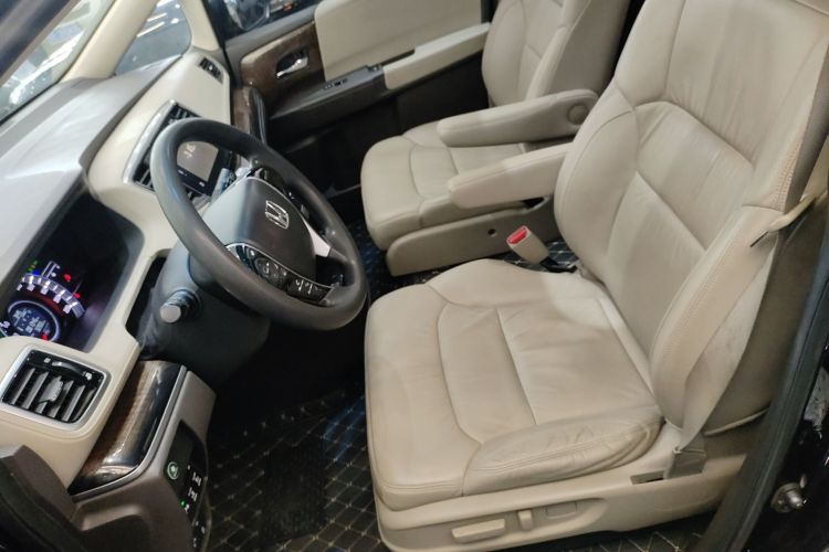 本田 奥德赛 2017款 2.4L 豪华版中控内饰19