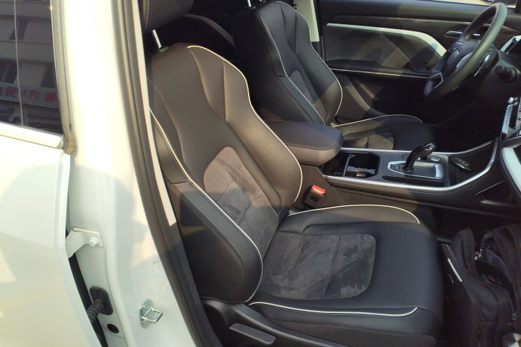 哈弗H6 2023款 国潮版 1.5T 自动都市版局部细节41