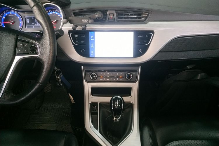 吉利汽车 远景 2019款 升级版 1.5L 手动豪华型 国VI中控内饰16