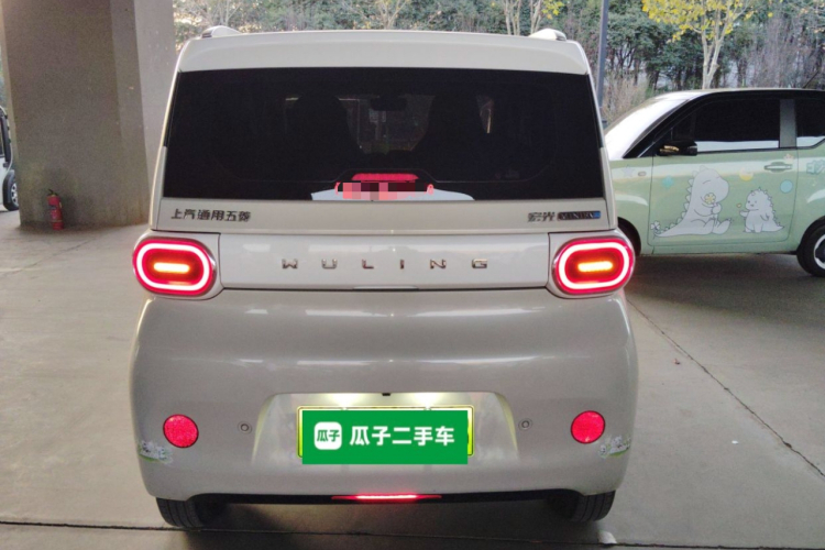 五菱汽车 宏光MINIEV 2024款 第三代 215km 进阶版车身外观6