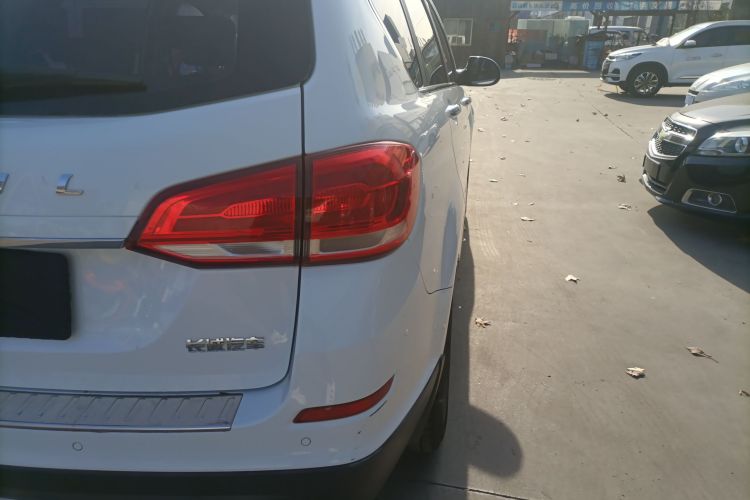 哈弗H6 2019款 运动版 1.5T 自动两驱精英型 国VI车身外观9