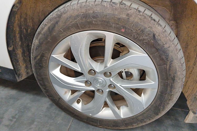 别克 微蓝6 2024款 450km 出行版车身外观6007