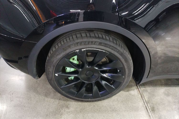 特斯拉 Model Y 2022款 改款 后轮驱动版车身外观6008