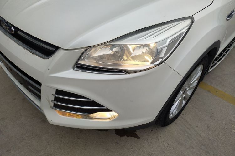 福特 翼虎 2015款 1.5L GTDi 两驱风尚型车身外观36